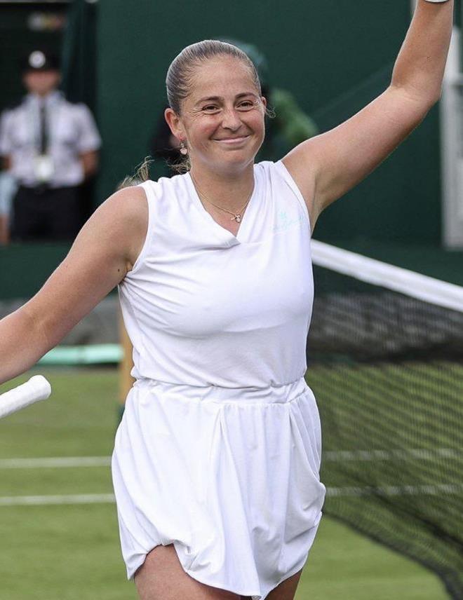 都表现得更 都表现得更