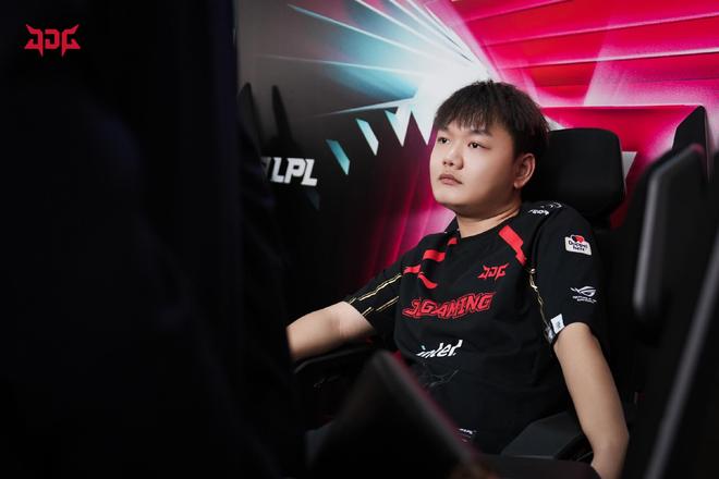 让我们见识 让我们见识